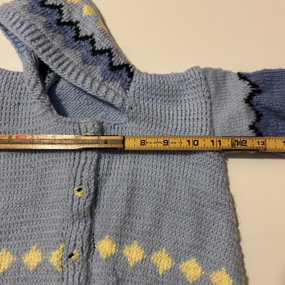 Blue and yellow knitted baby sack in great condition handmade, front button area - Picture 8 of 8